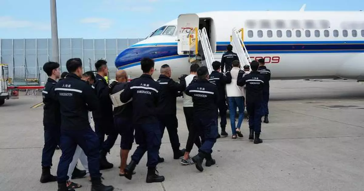 Hong Kong's Immigration Department Successfully Repatriates Six Illegal Immigrants to Pakistan Using In-Flight Escort Operation