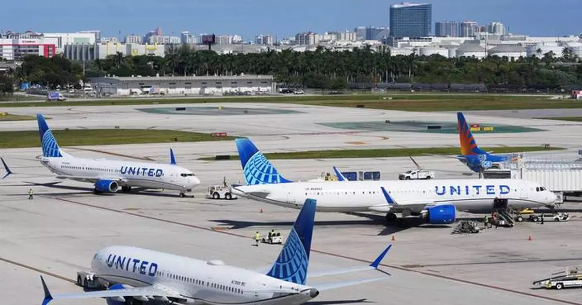 FAA lifts order slashing flights, allowing commercial airlines to resume their regular schedules