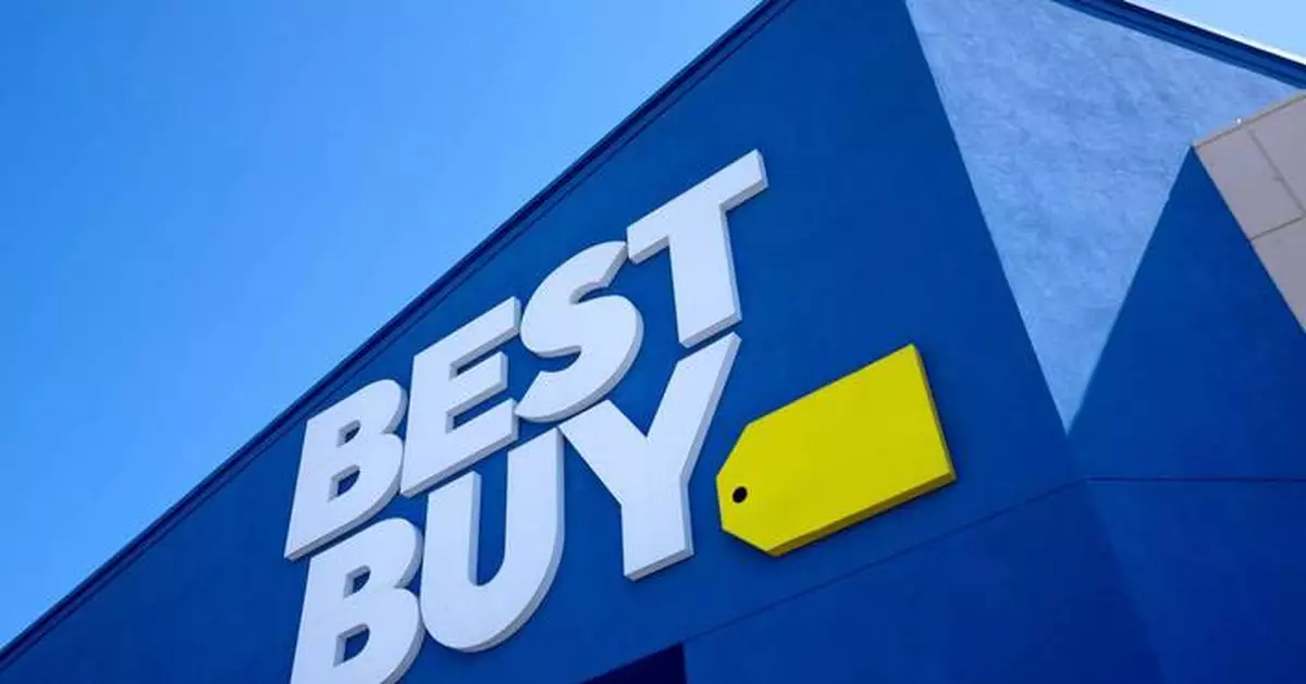 Best Buy ups sales outlook heading into holiday shopping ramp-up