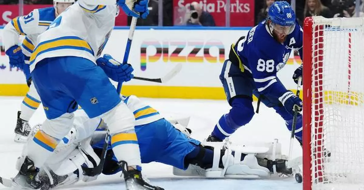 Nylander scores in OT and Maple Leafs snap 5-game losing skid with 3-2 win over Blues