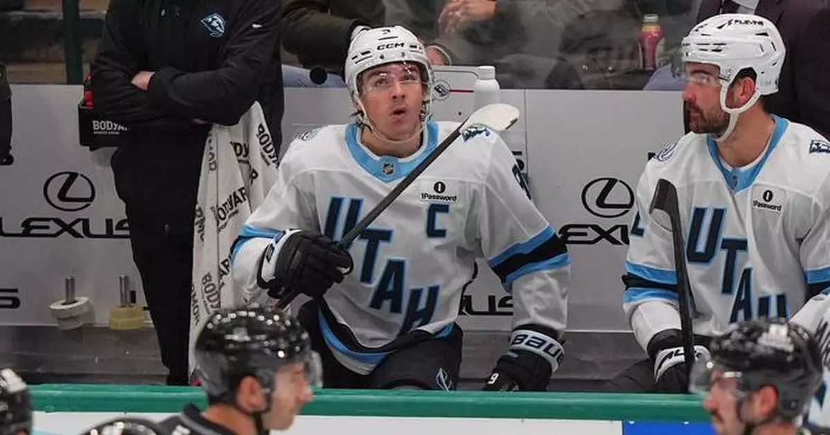 Mammoth's Clayton Keller plays in 4-3 loss to the Stars one day after father's death