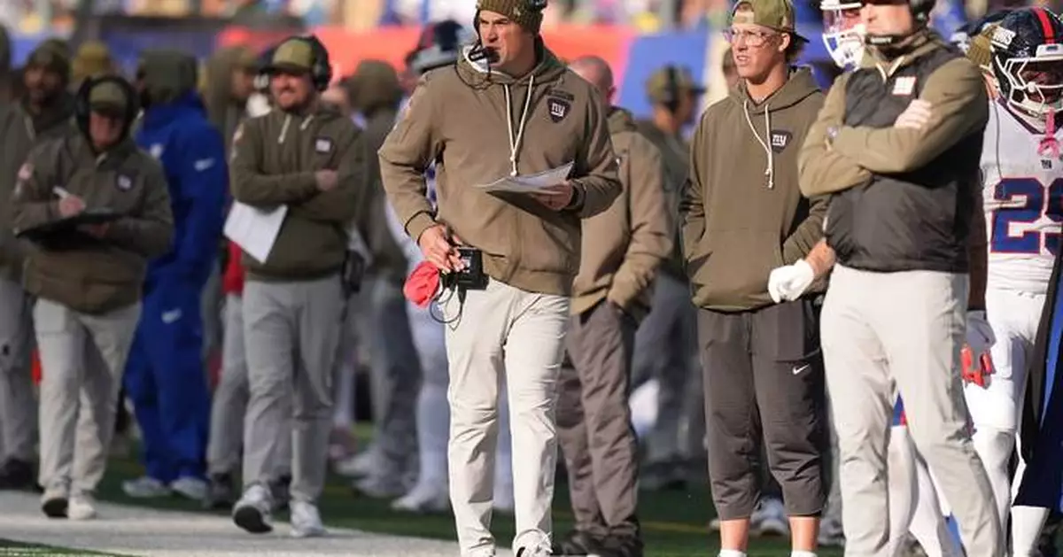 Giants are not making any staff changes this week, interim coach Mike Kafka says