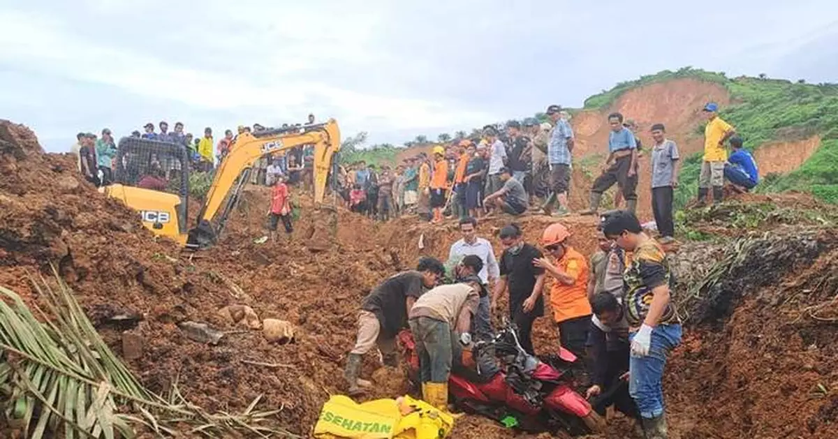 Indonesian rescuers search for survivors as the death toll from floods and landslides tops 300