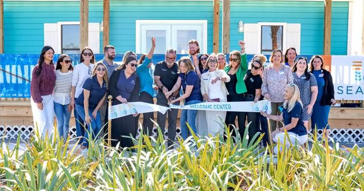 Metro Development Group Unveils New Lagoon Design and Opens Seaire Welcome Center in Manatee County