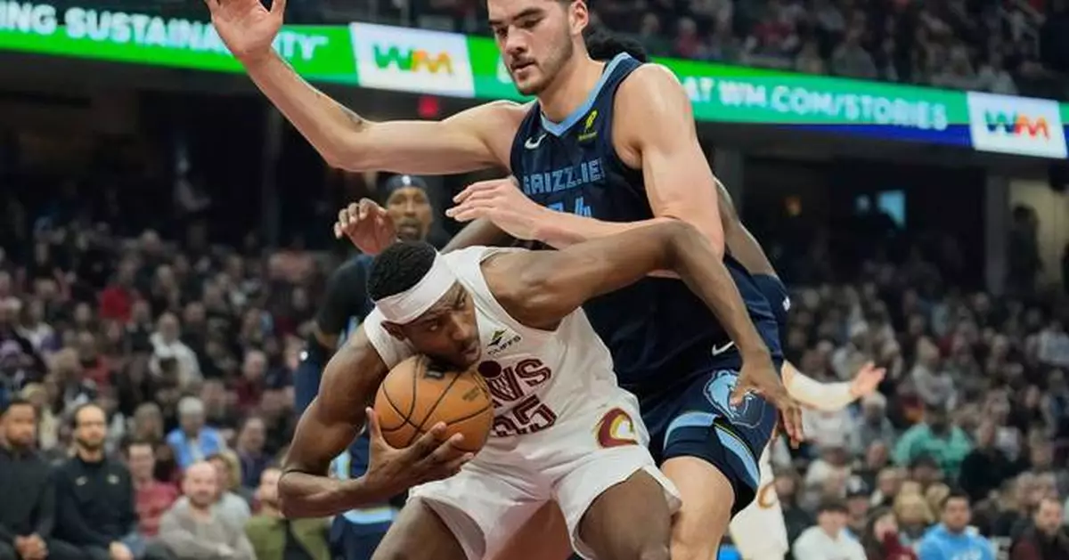 Donovan Mitchell scores 30 as Cavaliers rally for 108-100 win over Grizzlies