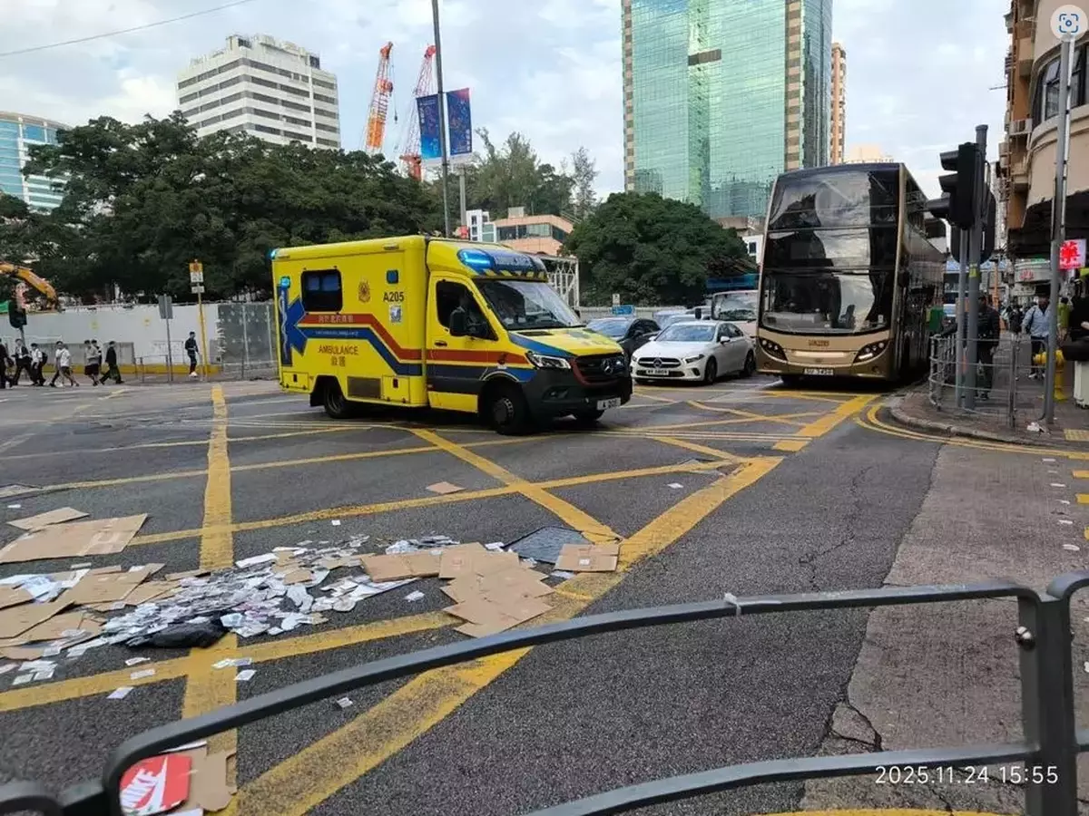 Mong Kok Traffic Accident: 79-Year-Old Woman Killed, Coach Driver Arrested