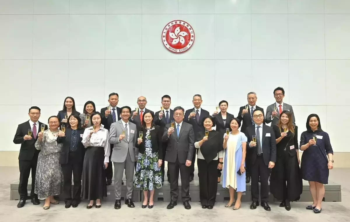 Hong Kong’s Commerce Secretary Hosts Reception to Highlight Economic Opportunities and ETO Efforts Amid Global Challenges