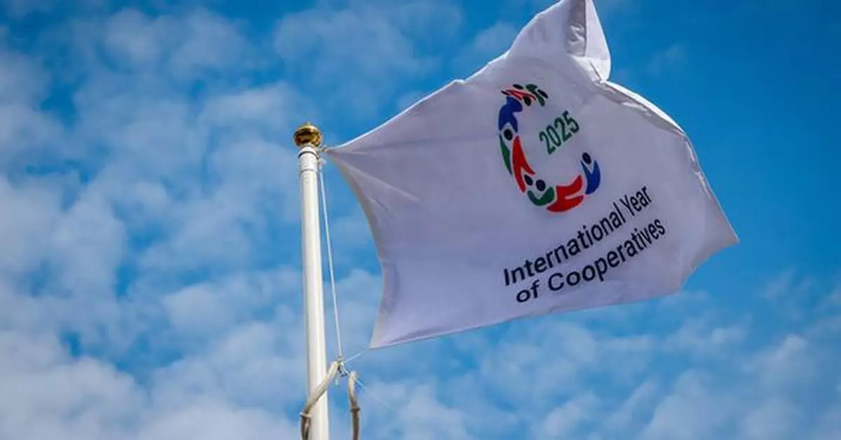 Cooperative leaders unveil manifesto for new global economy at Doha Summit