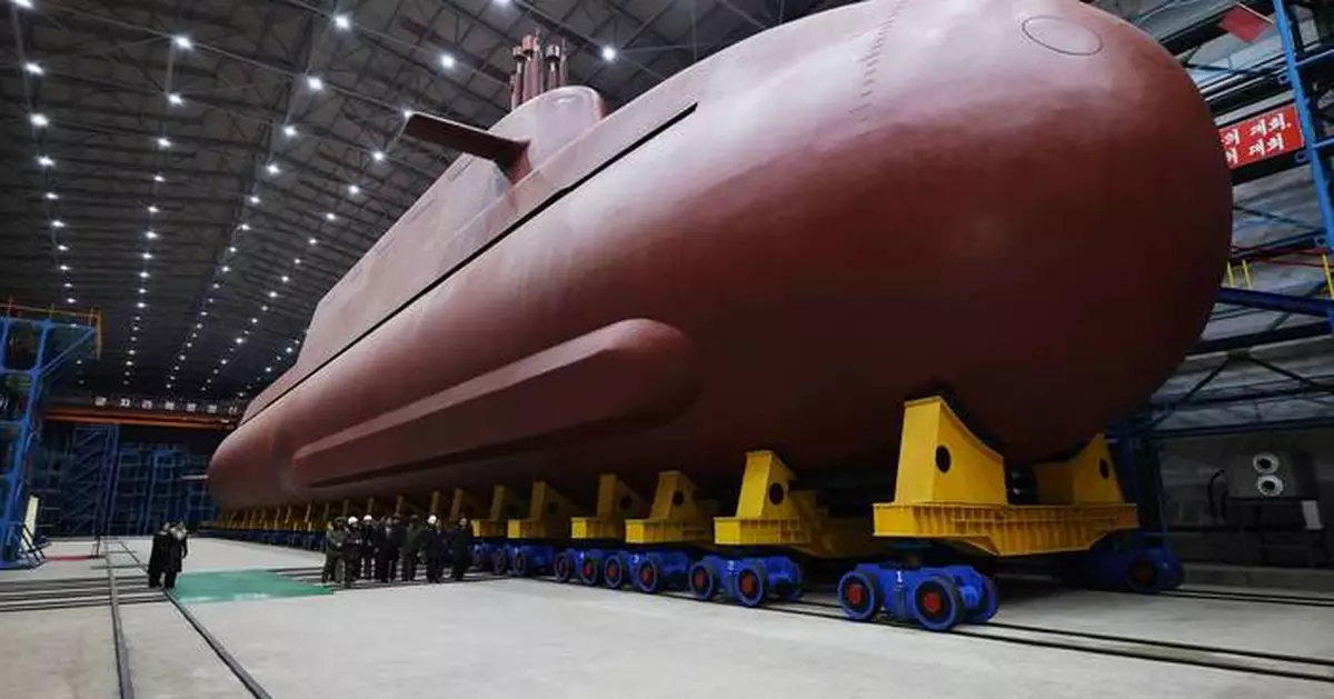 North Korea displays apparent progress in construction of nuclear-powered submarine