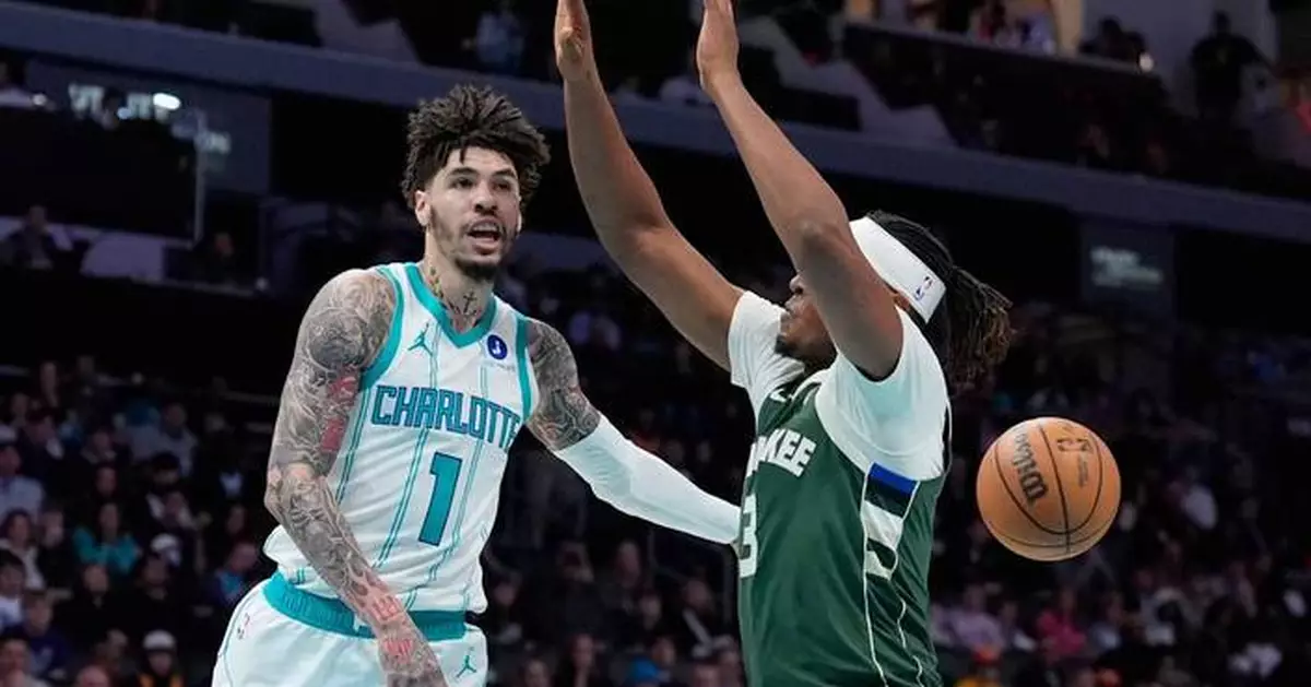 Portis, Antetokounmpo lead Bucks past Hornets 123-113 for first back-to-back wins since October