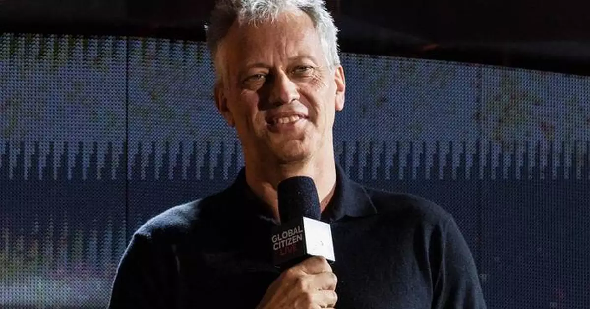 Coca-Cola names a company veteran as its new CEO