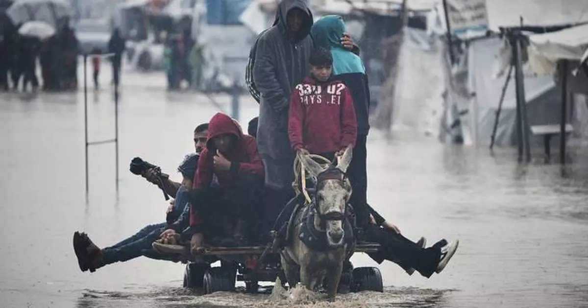 Photos of thunderstorms flooding Gaza's tent camps, complicating life for displaced Palestinians