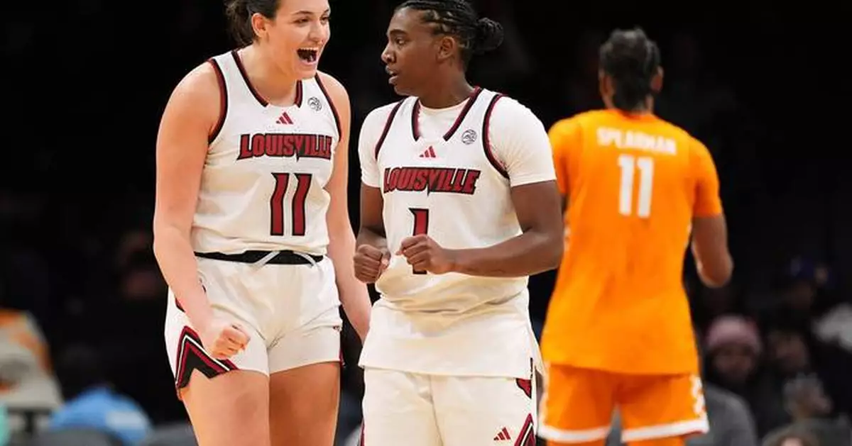 No. 16 Louisville's winning streak continues with a dominant victory over No. 17 Tennessee