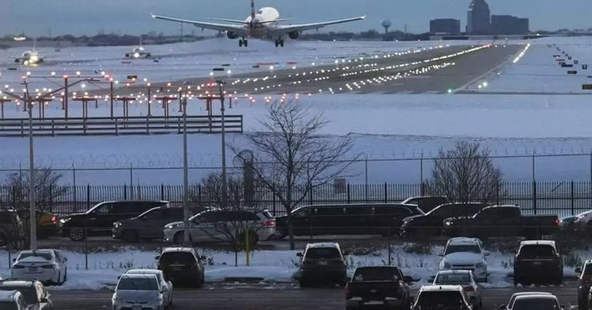 Heavy snow predicted for Northeast as Midwest still struggles with Thanksgiving weather snarls