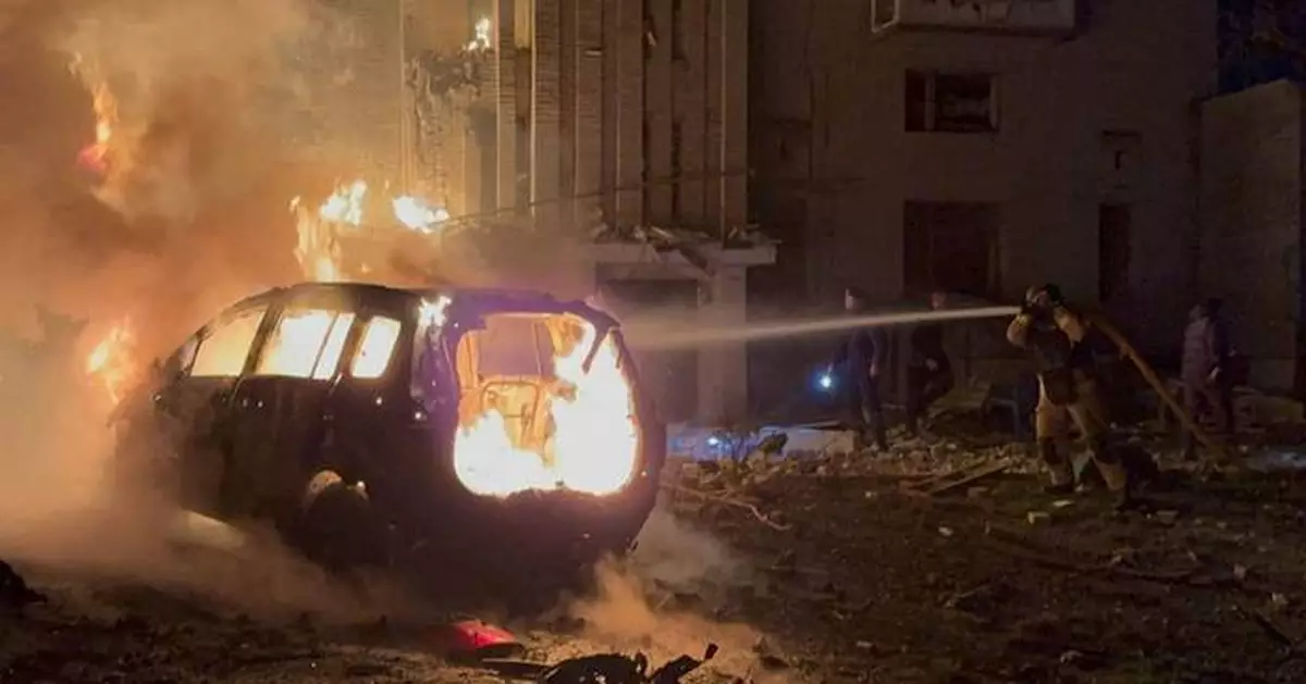 Zelenskyy holds talks in London with European allies on US peace plan and security