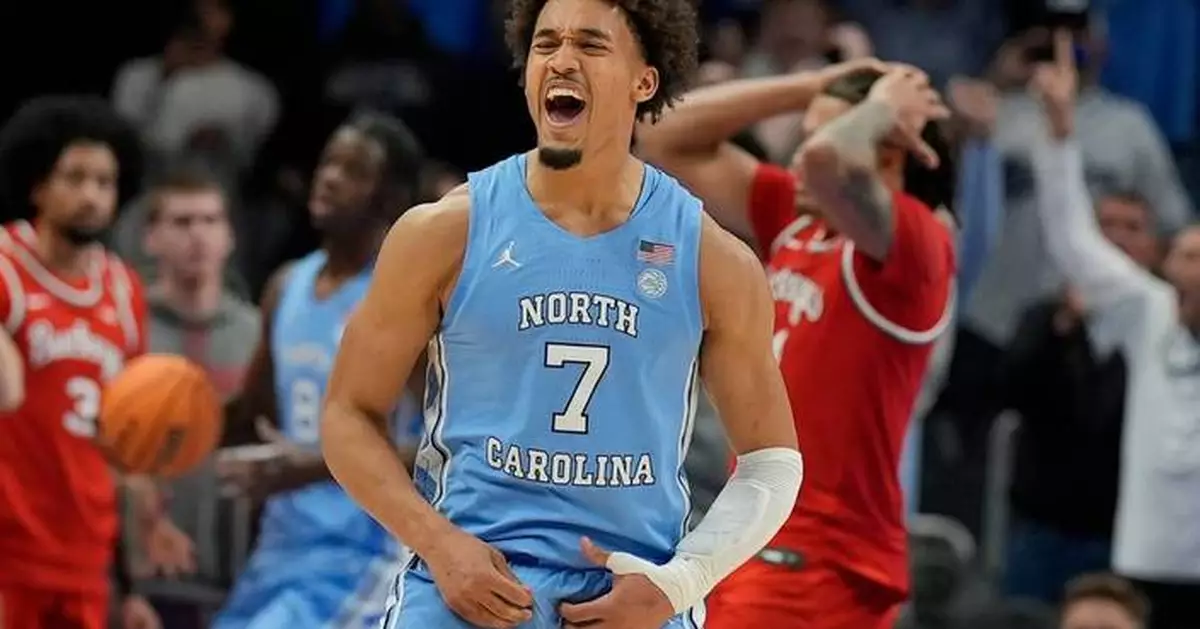 Seth Trimble returns from broken arm to set up winning basket in UNC's latest victory