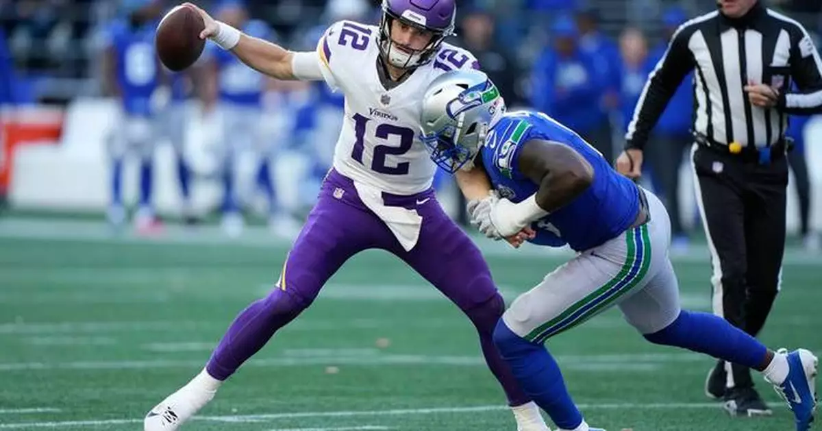 Undrafted rookie Max Brosmer overwhelmed by Seahawks as Vikings' offensive struggles continue
