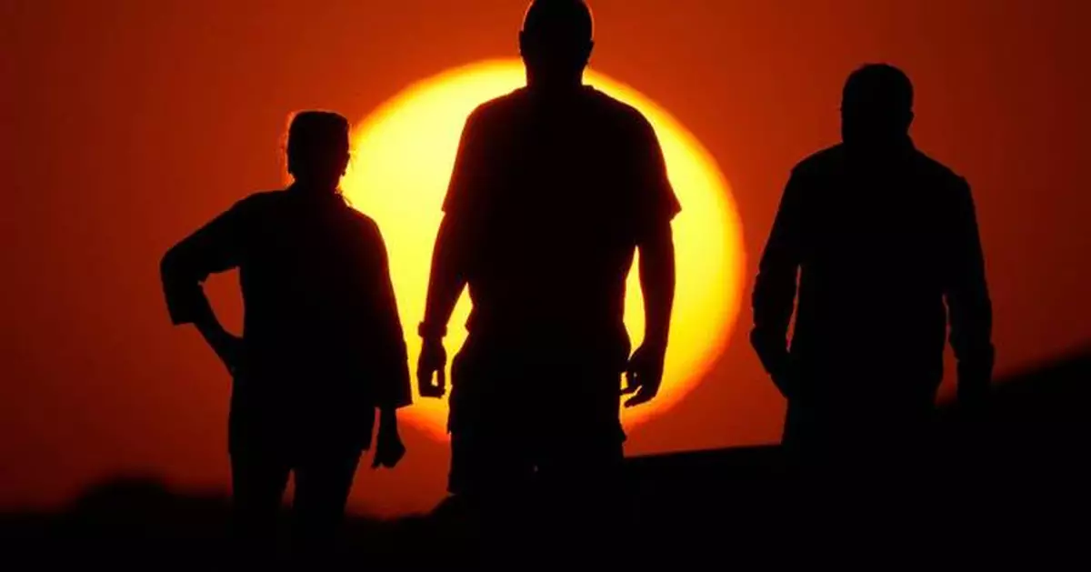 Researchers slightly lower study's estimate of drop in global income due to climate change