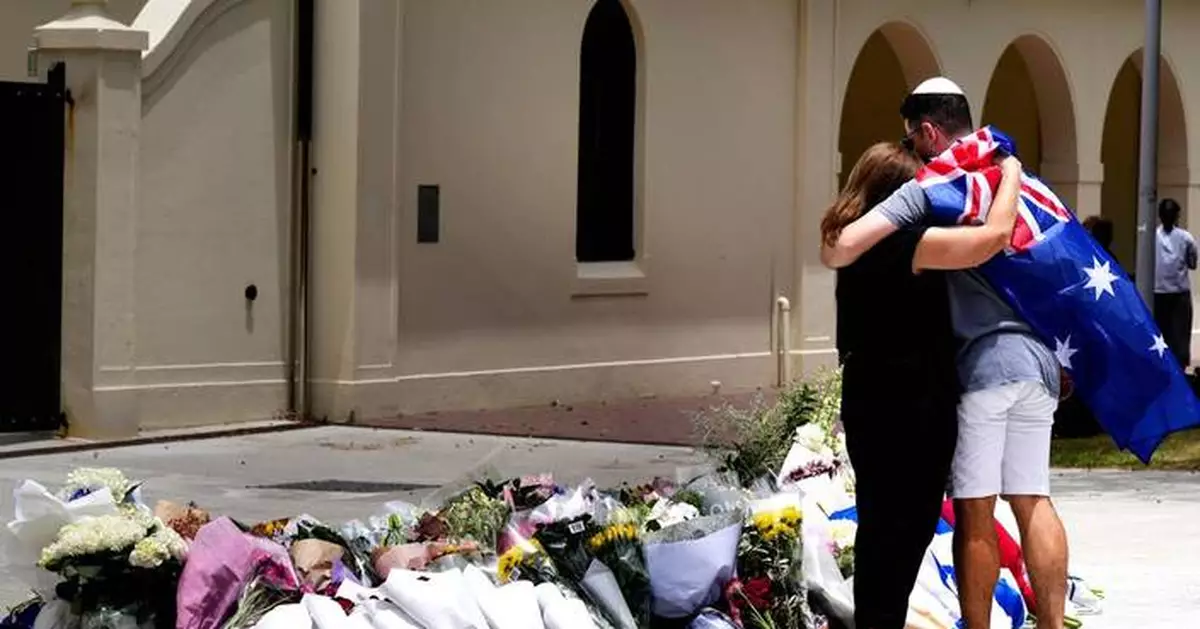 Australia's leaders promise to tighten gun laws after Bondi Beach massacre on Hanukkah
