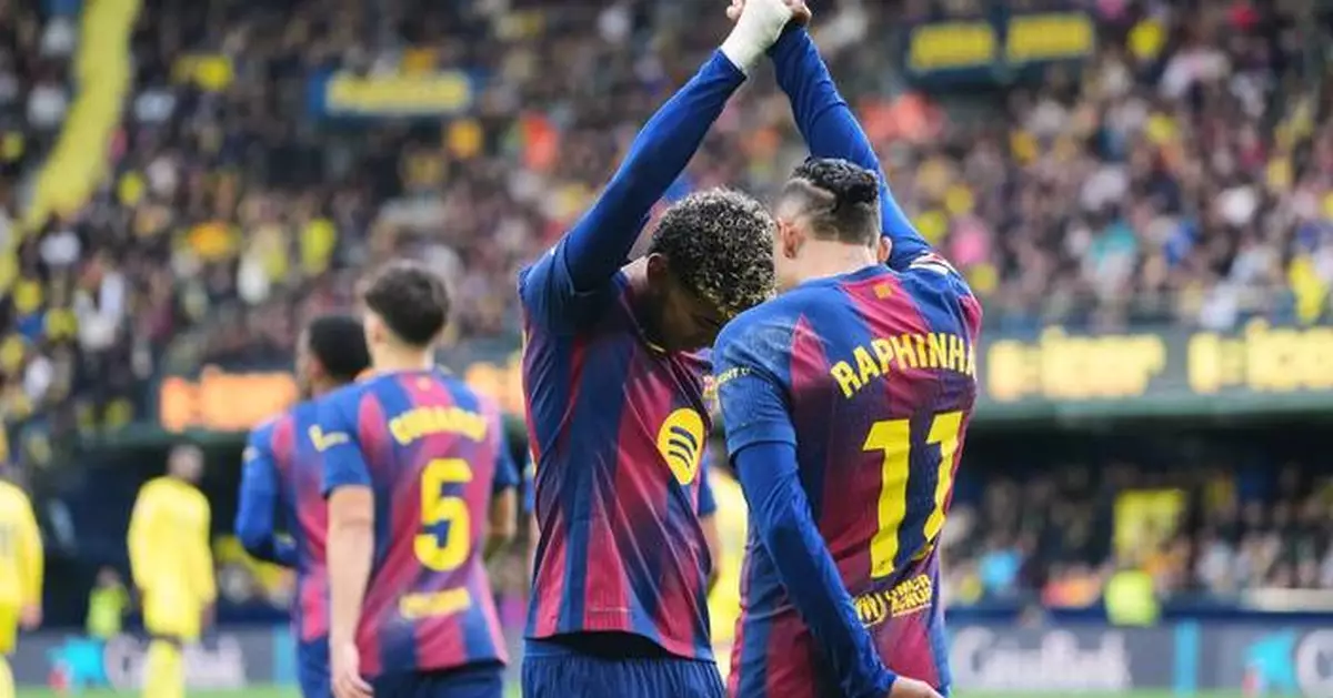 Raphinha and Yamal score as Spanish leader Barcelona beats Villarreal