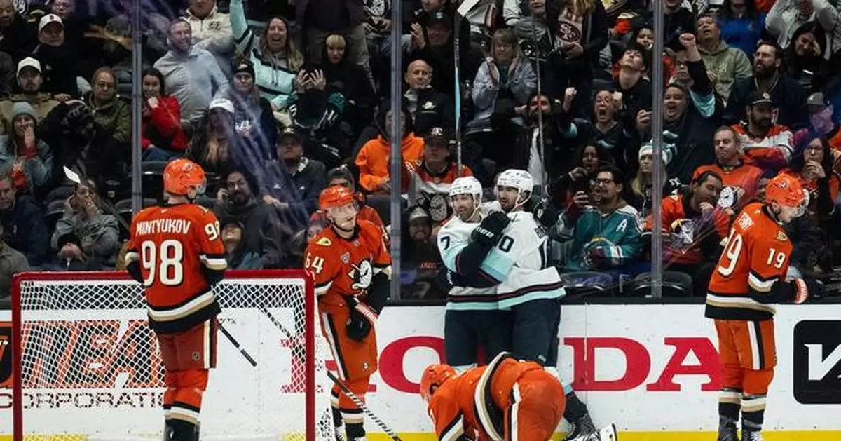 Jordan Eberle scores 2 in 3rd period as Kraken beat Ducks 3-1