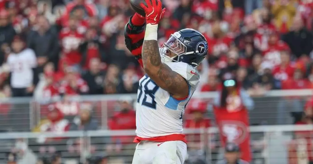 Titans' Jeffery Simmons records a sack, forced fumble and a TD catch in loss to 49ers