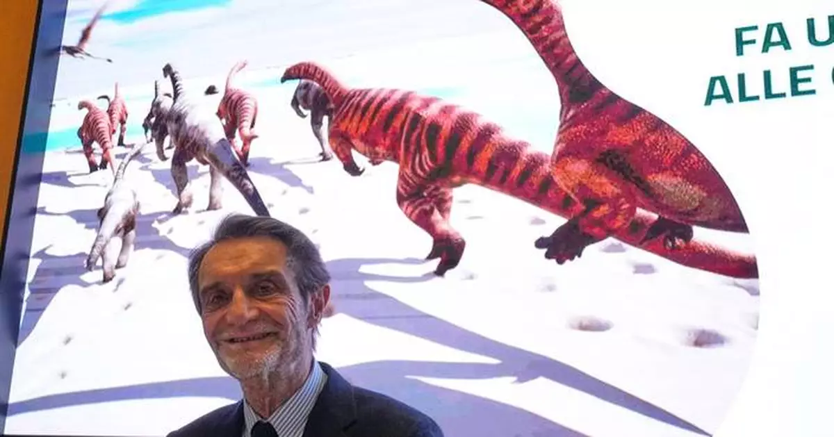 A photographer finds thousands of dinosaur footprints near Italian Winter Olympic venue