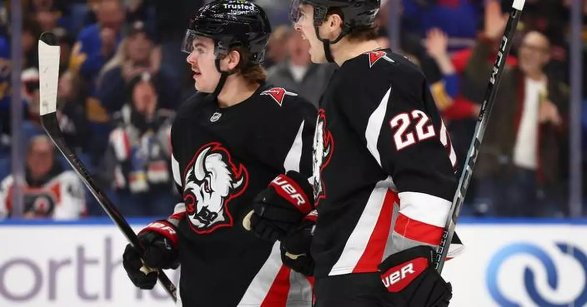 Thompson, Ostlund score 2:36 apart late in 2nd period as Sabres beat Flyers 5-3 for 4th straight win