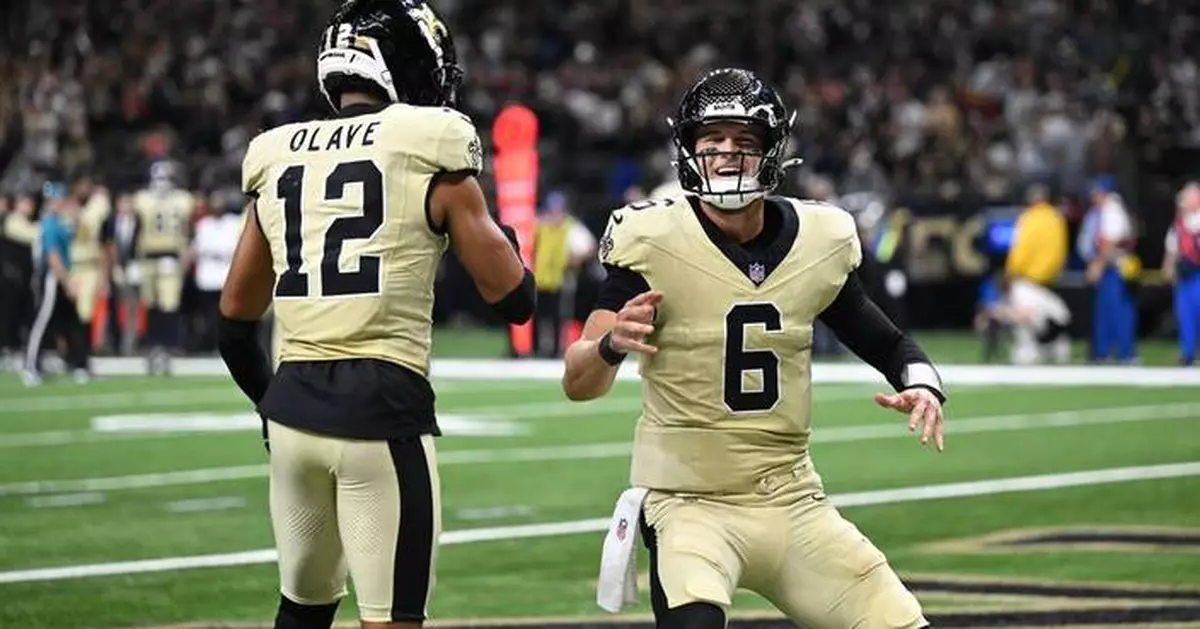 Olave's 2 TDs and Smyth's 5 field goals help Saints top Jets 29-6 for a third straight win