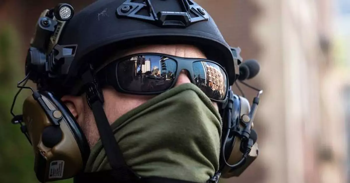 Illinois law protects immigrants from arrest near courthouses, hospitals or colleges