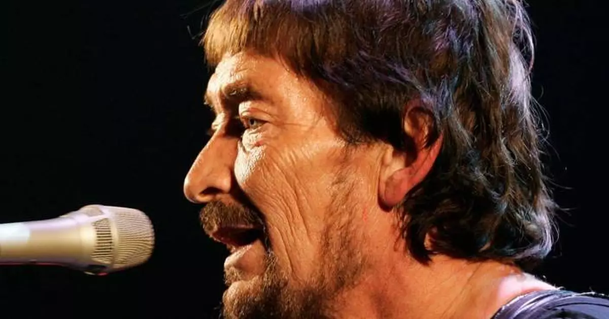 Singer-songwriter Chris Rea, known for 'Driving Home for Christmas,' dies at 74