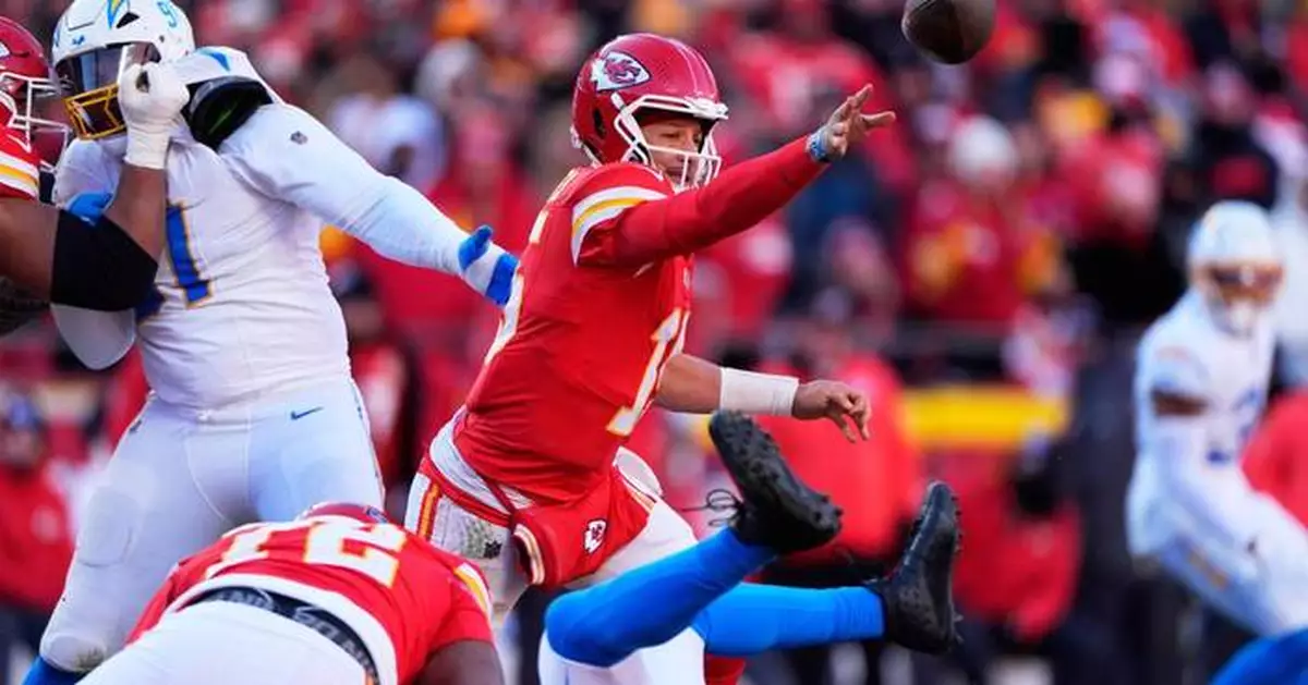 NFL playoffs to miss Mahomes, Brady and Manning for first time since 1998 season