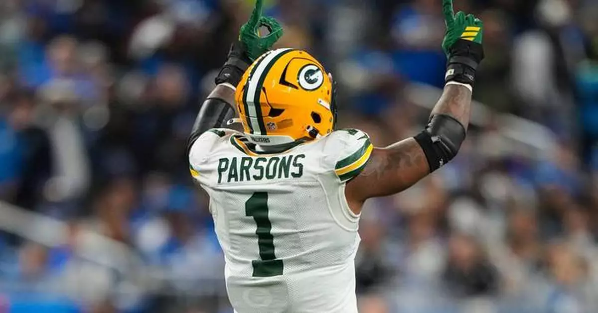 Micah Parsons making history in first season with Packers as his sack totals climb