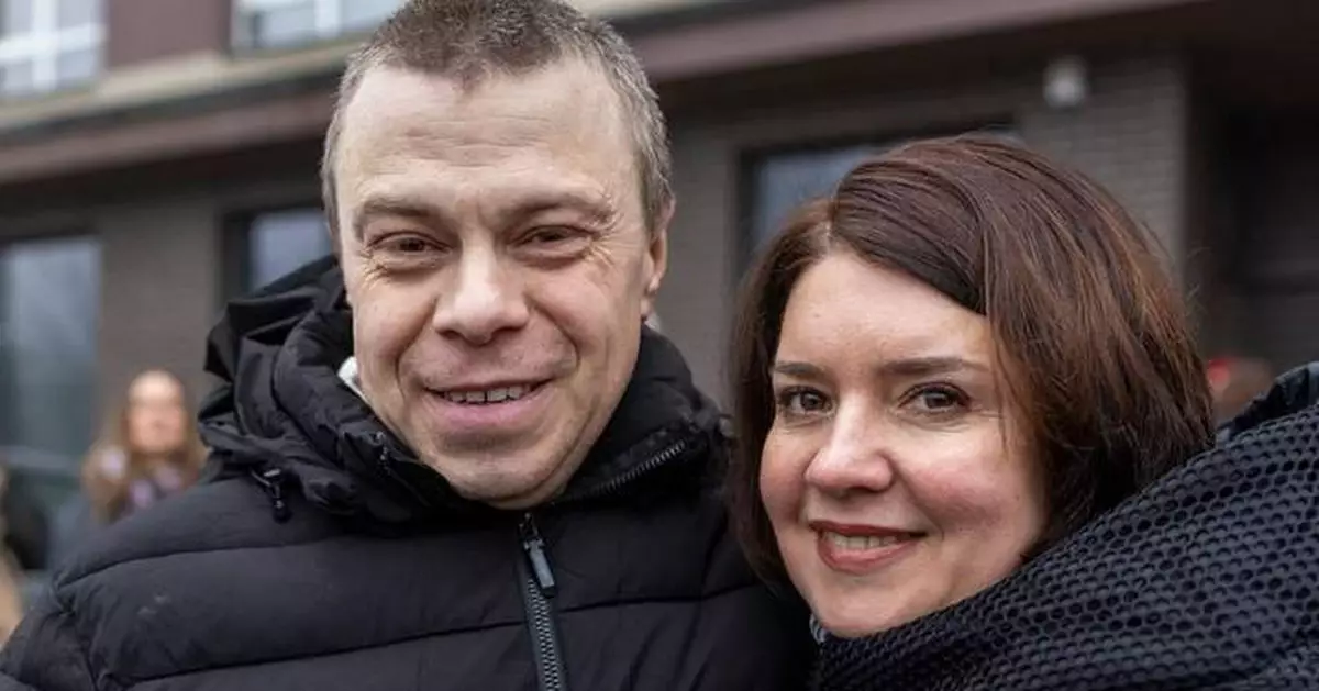 Prisoners freed by Belarus say their passports are taken away in a final 'dirty trick' by officials