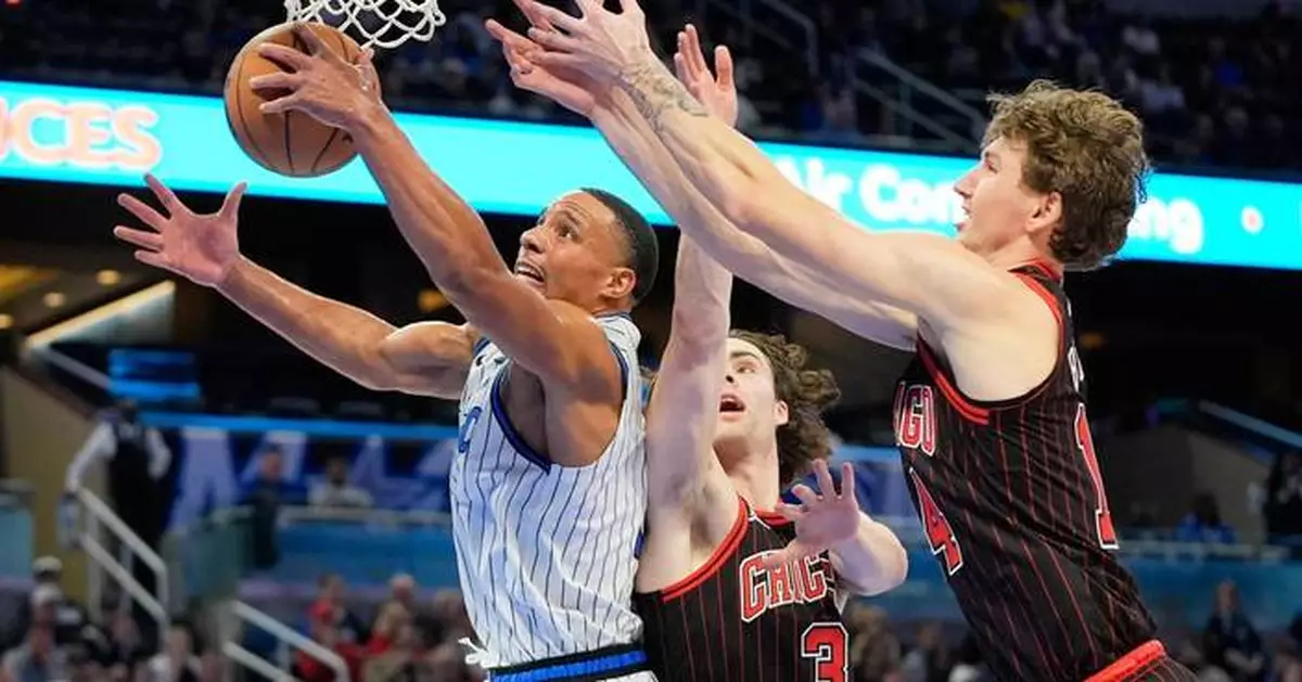 Bane's big 4th quarter helps the Magic beat the struggling Bulls 125-120