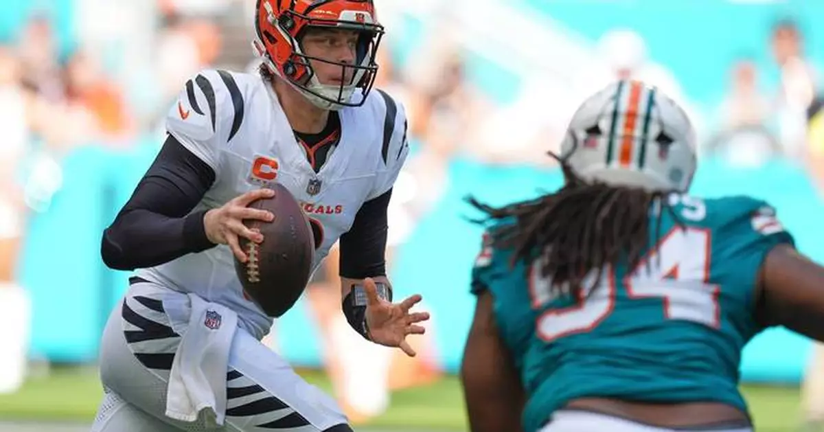 Joe Burrow throws for 309 yards and 4 TDs as Bengals rout Dolphins 45-21