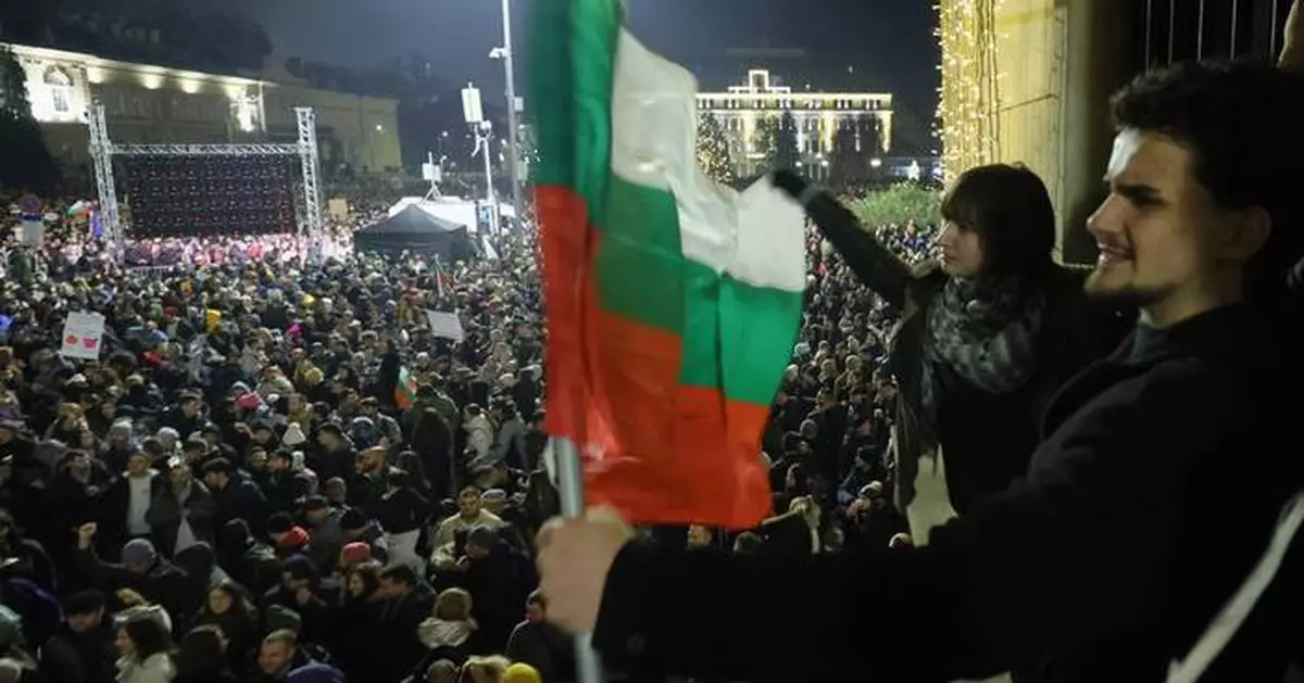 Tens of thousands join anti-government protests across Bulgaria