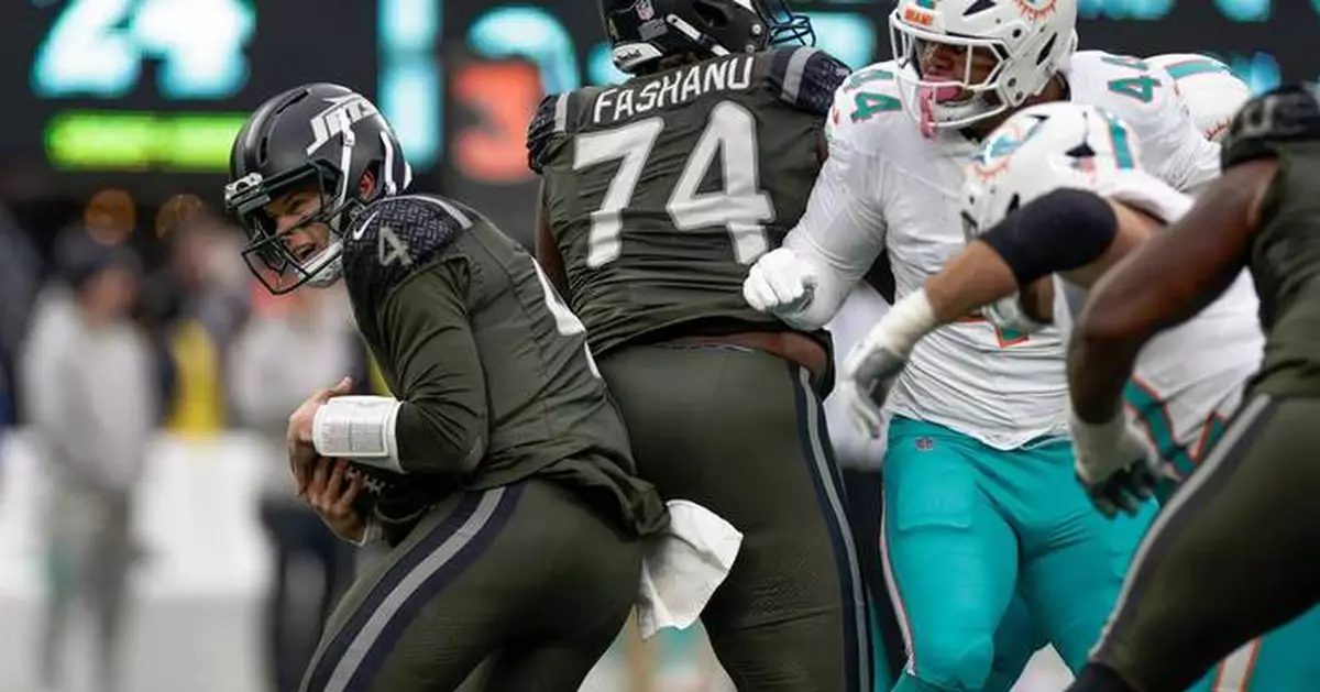 Jets find familiar themes as their playoff drought hits 15 seasons and QB uncertainty continues