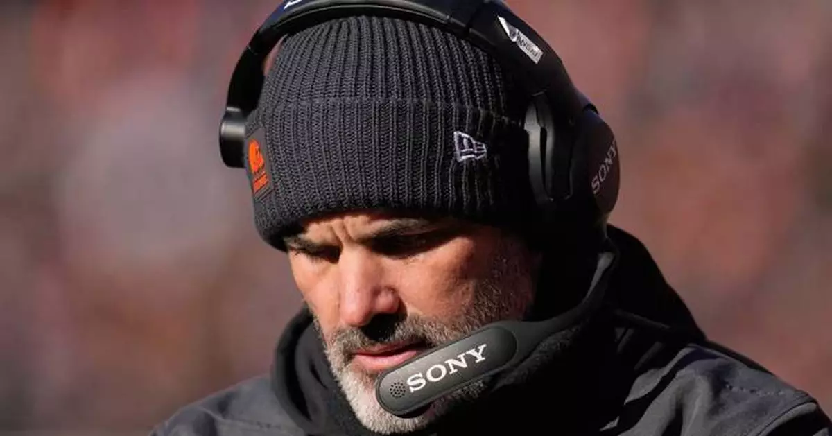 Browns coach Kevin Stefanski doesn't address questions about his future after latest loss
