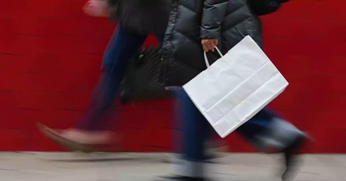 What Americans think about giving cash as holiday gifts, according to a new AP-NORC poll