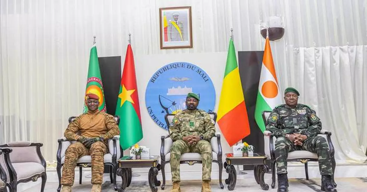 Mali, Burkina Faso and Niger call for joint 'large-scale operations' against extremists