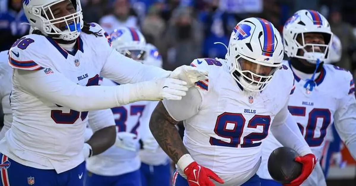 Bills defense overcomes deficiencies by continuing to come up big when it matters