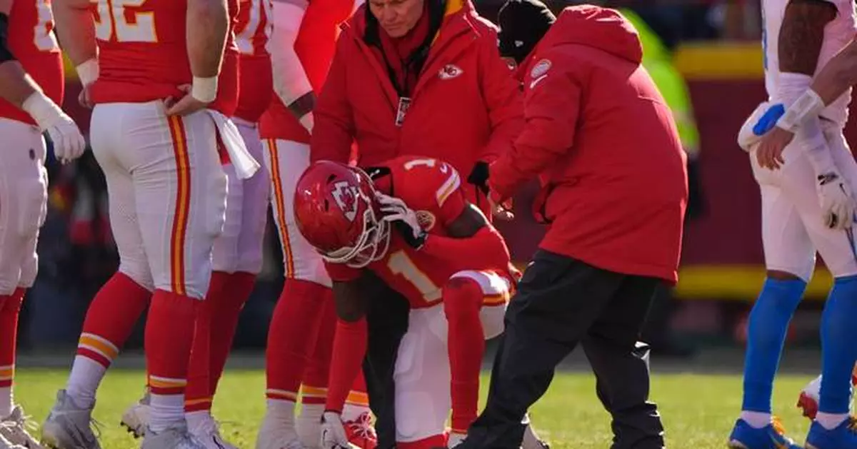 Patrick Mahomes injures left knee as Chiefs eliminated from playoffs with loss to Chargers