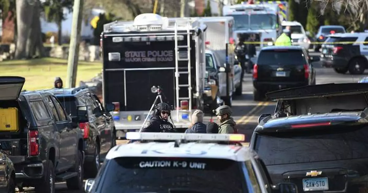 Connecticut police find decomposed body after standoff with man who shot at officers
