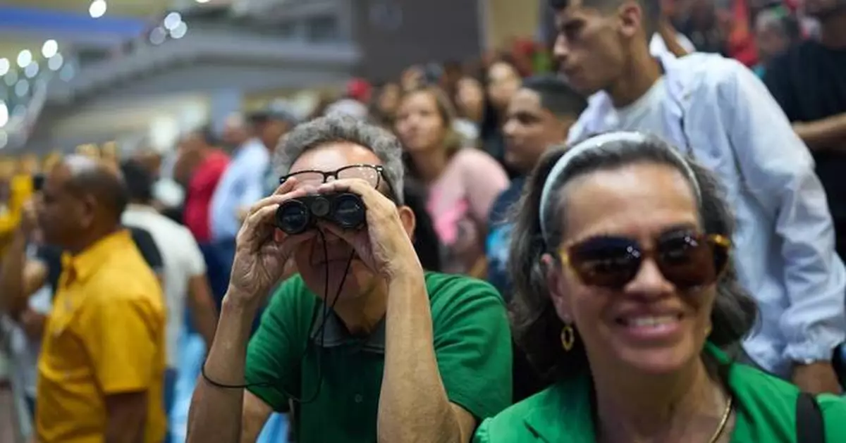 A day at the races: How Venezuelans find joy despite familiar political turmoil