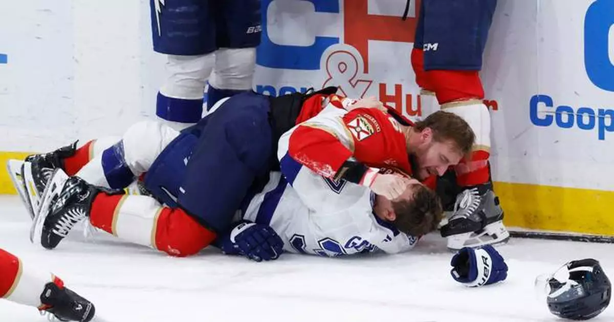 NHL fines Lundell and Sabourin for actions in penalty-heavy Panthers-Lightning game