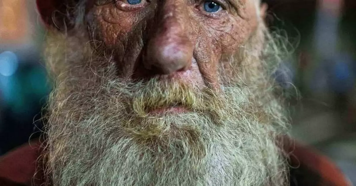 See the world in vertical: Top photos by AP's photojournalists in 2025