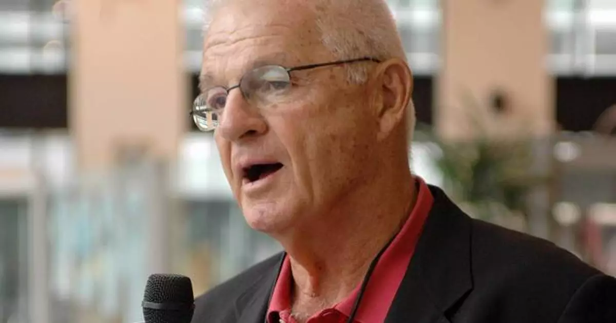 Paul Wiggin, College Football Hall of Famer and former coach, dies at 91