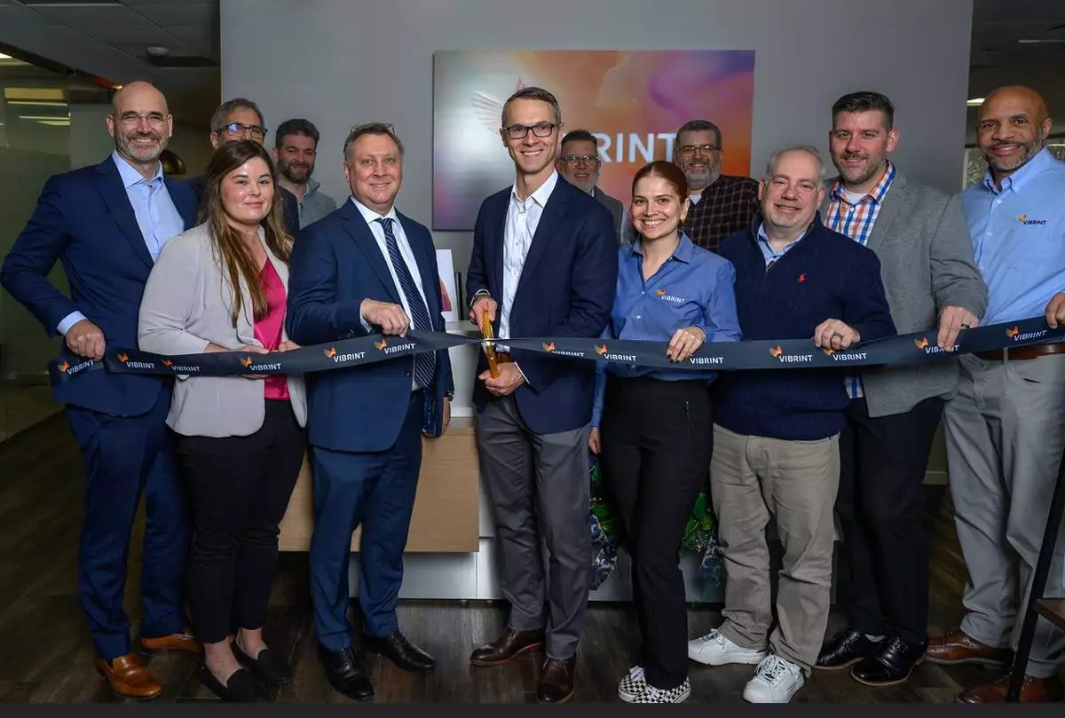 Congressman James R. Walkinshaw of Virginia’s 11th District joins Vibrint CEO Tom Lash and his team in celebrating the defense tech firm's opening of a new office in Reston, Virginia. The company is accelerating innovation for national security customers in artificial intelligence, cloud, cyber, quantum and other advanced technologies.