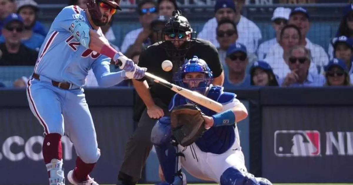 New contracts and newborns go together for Phillies' Kyle Schwarber